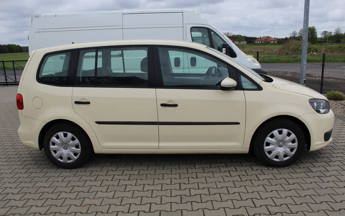 Volkswagen Touran cena 25700 przebieg: 455600, rok produkcji 2016 z Orzesze małe 211